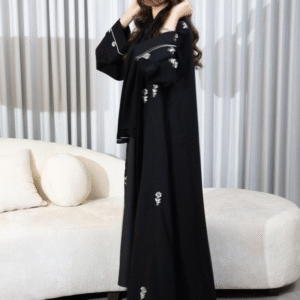 عباية انترنت سوداء بتطريز زهور فضي