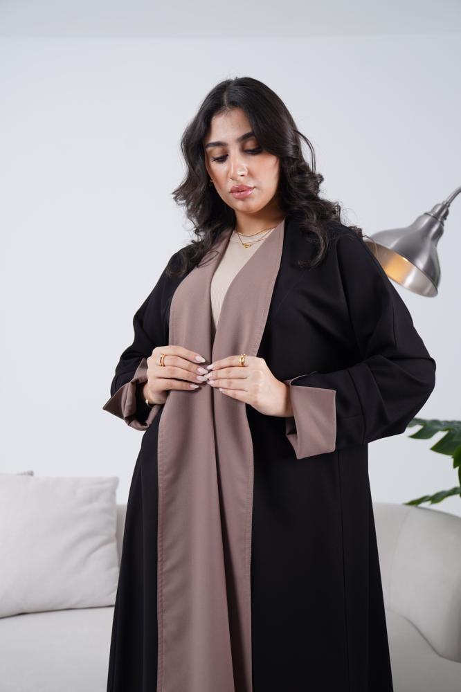 عبايه دبل فيس بتصميم راقٍ ومرونة فائقة - الصورة 2