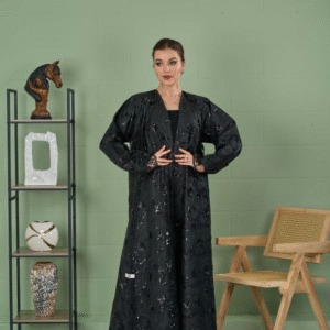 عباية شيفون سوداء مطرزة